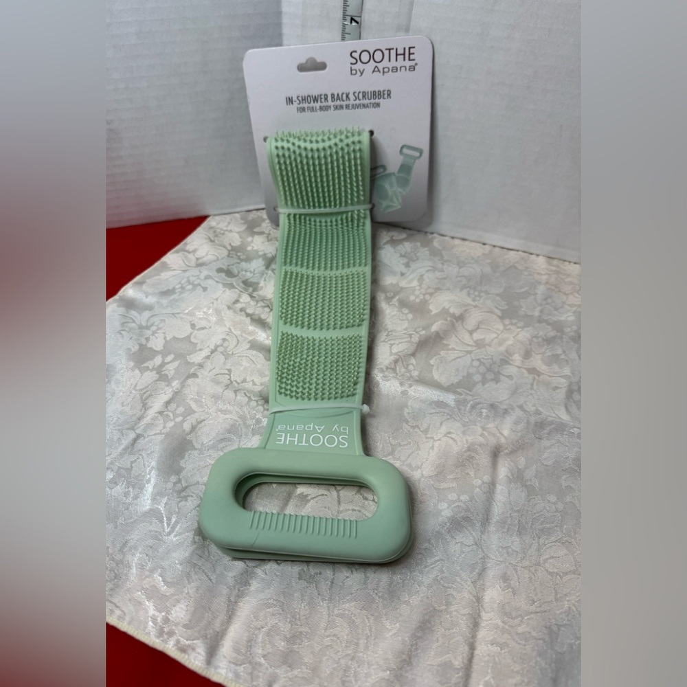 in shower back scrubber SOOTHE By Apana  double sided handle on ends NEW PACKAGE